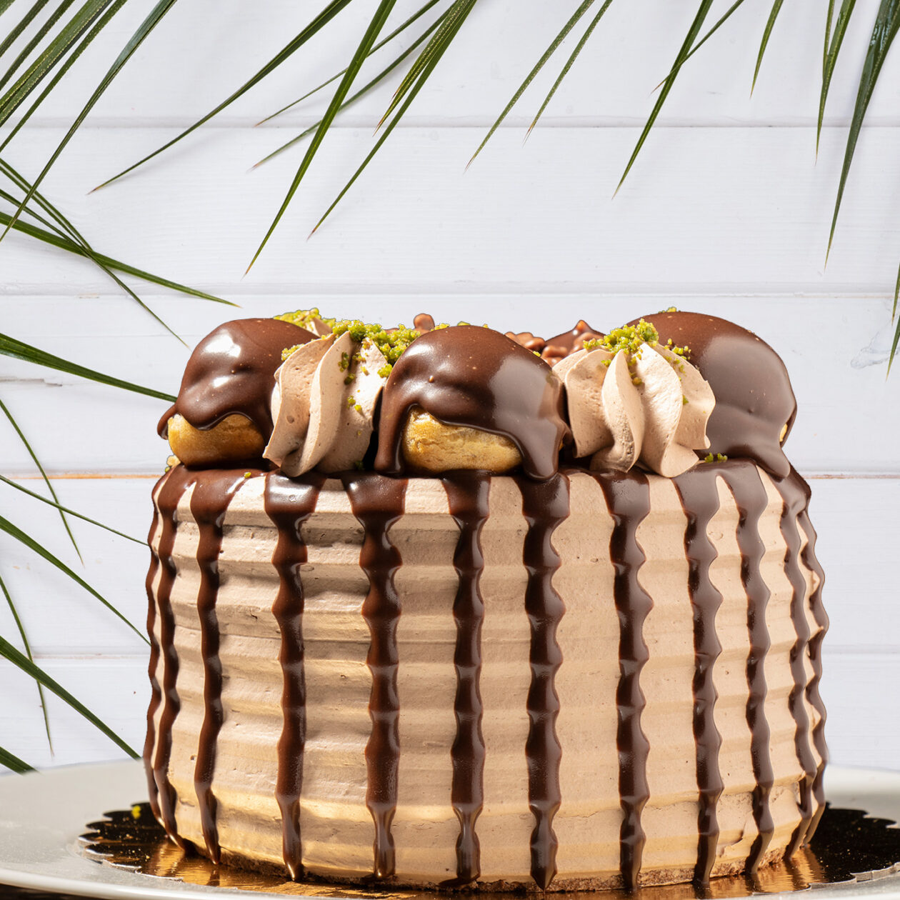 Coffee Chocolate Cream Profiterol Cake - Thornton&amp;#39;s